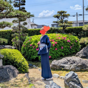 教えていただいた立ち姿での写真は、自分じゃないみたいです。